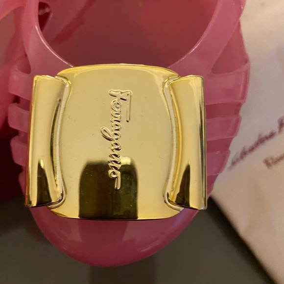 Jelly flats - Picture 6 of 6